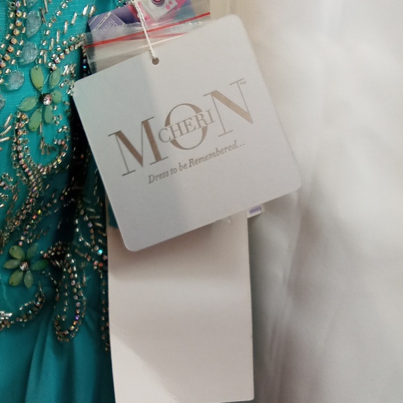 Mon Cheri - MCS21668 - Beaded Strapless Dress - Size 4 - Picture 7 of 8